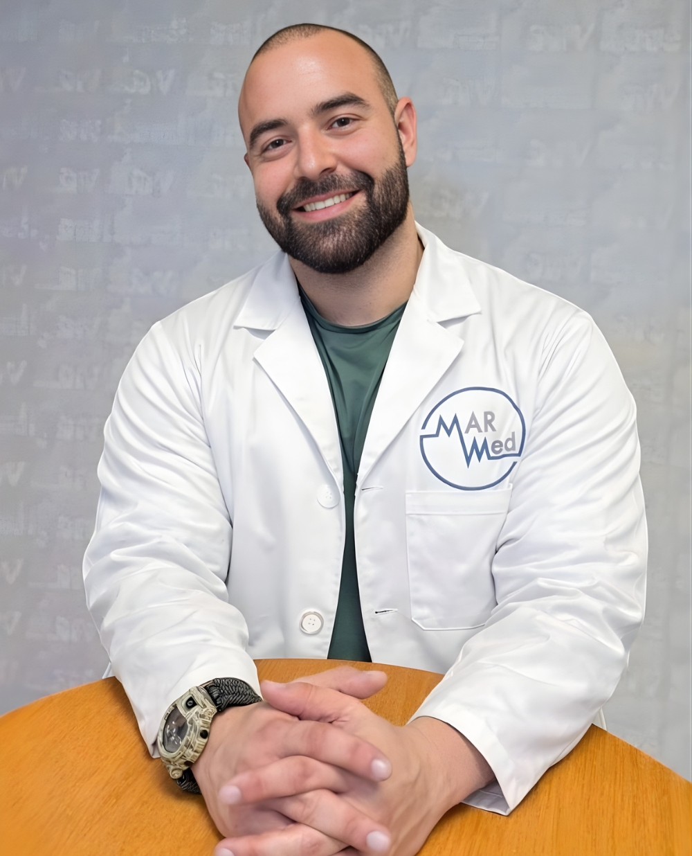 Dr Caio MarMed Crews